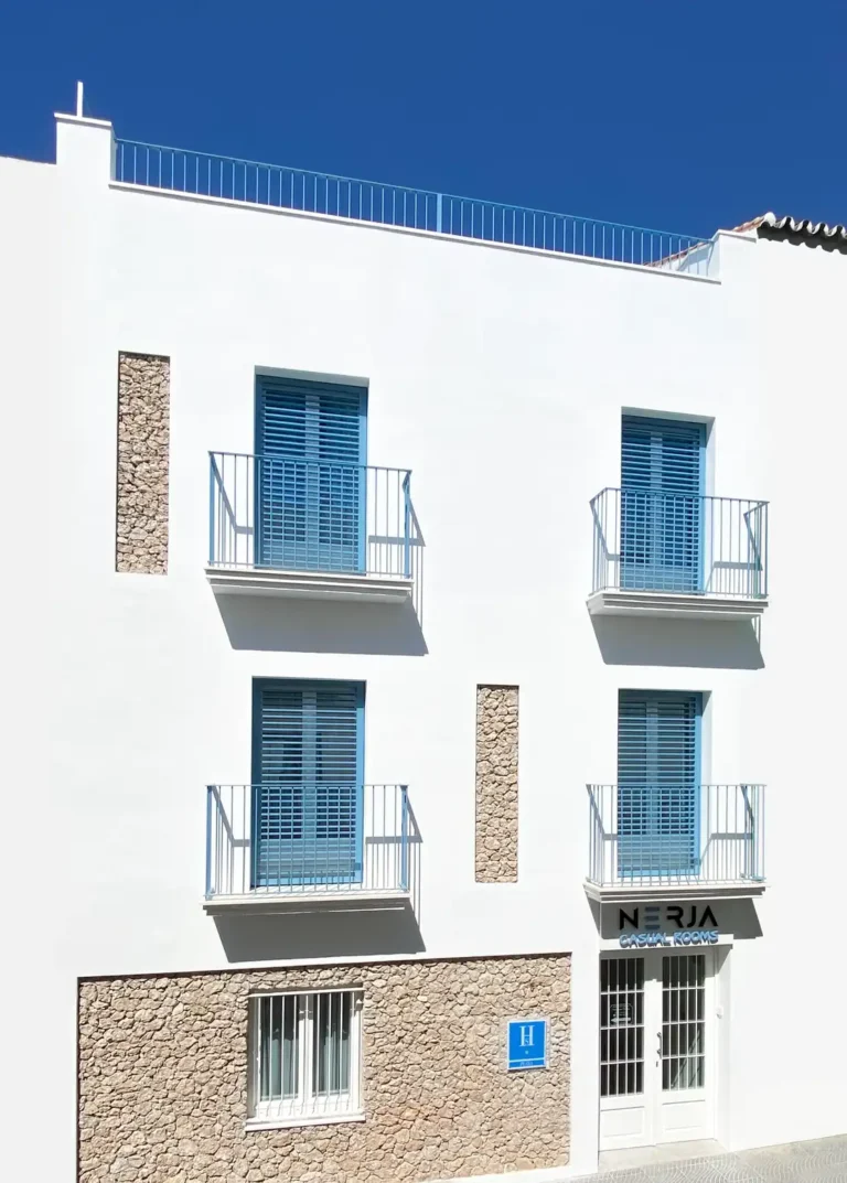 Nerja Casual Rooms