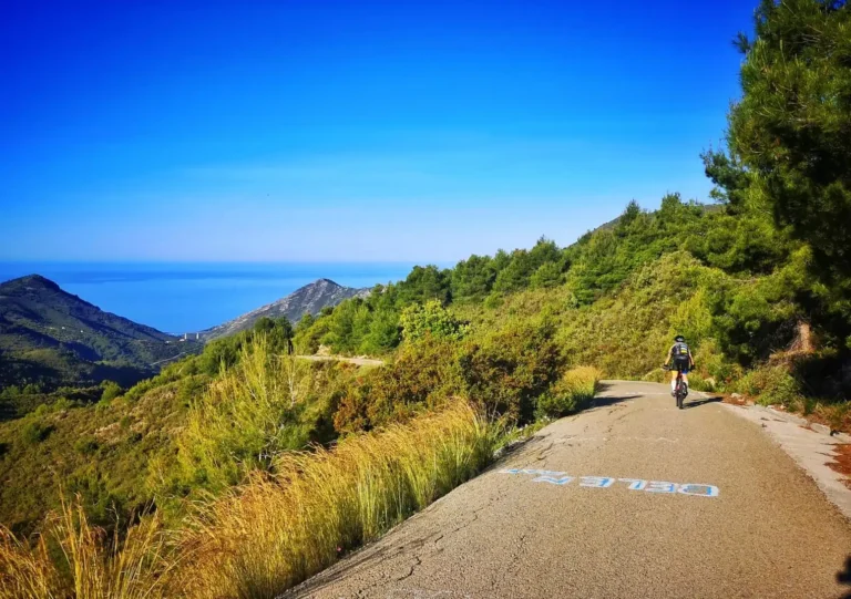 Ruta al Peñón de los Castillejos